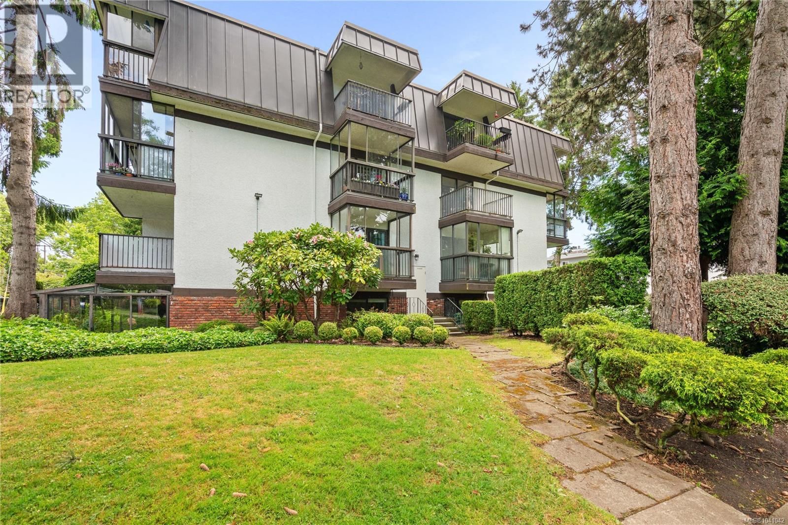 306 1101 Hilda Street, Victoria