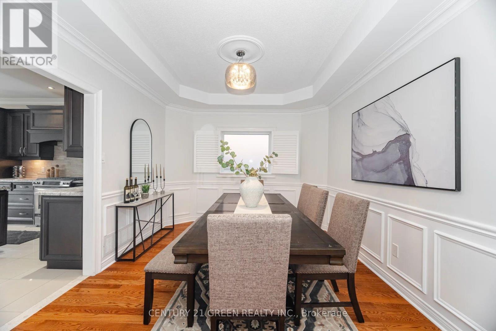 193 ROYAL VALLEY DRIVE - 11