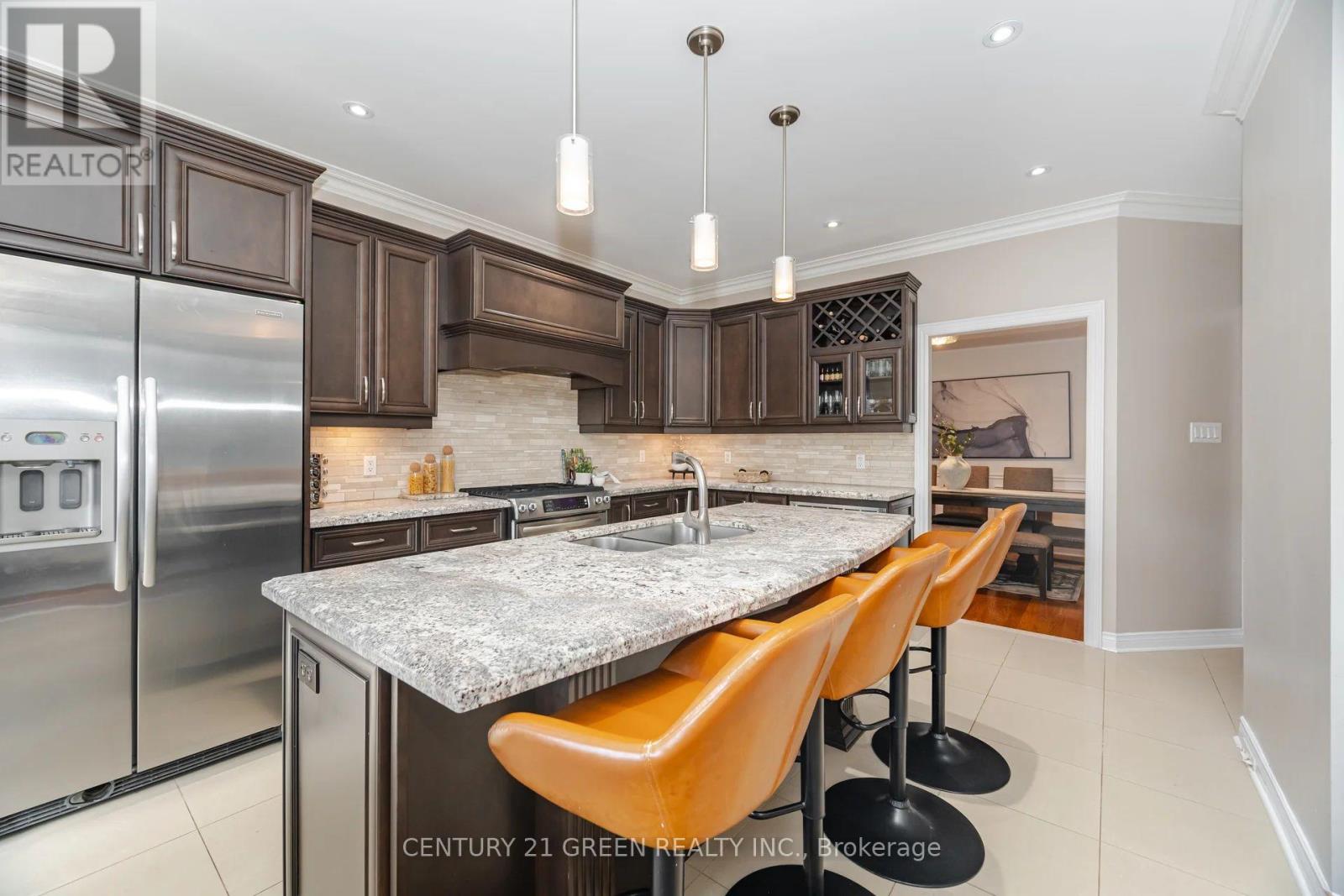 193 ROYAL VALLEY DRIVE - 14