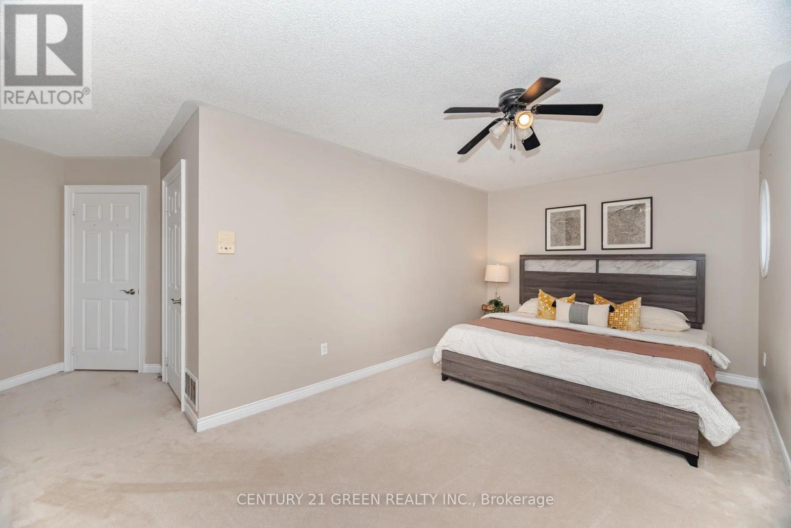 193 ROYAL VALLEY DRIVE - 41
