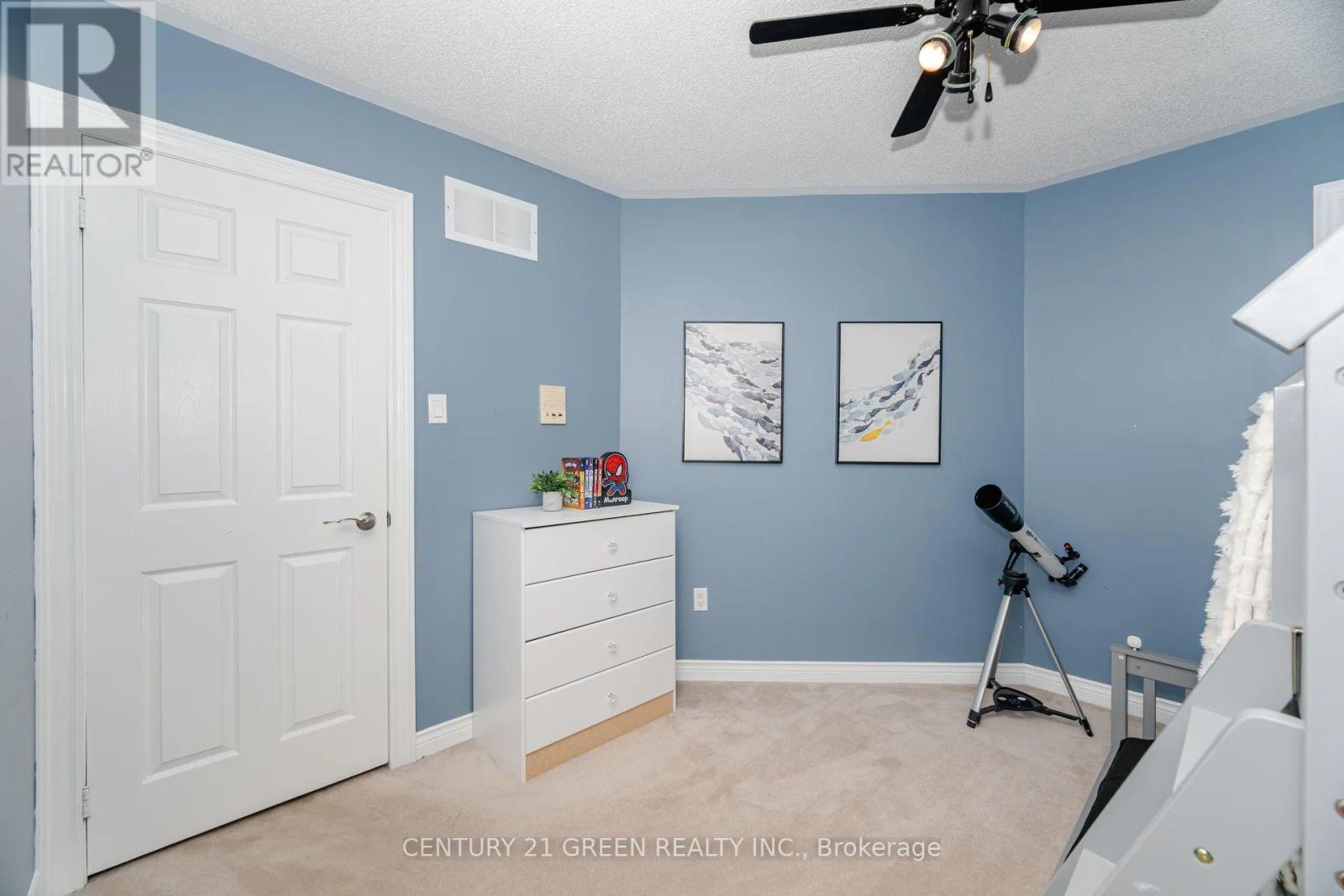 193 ROYAL VALLEY DRIVE - 45