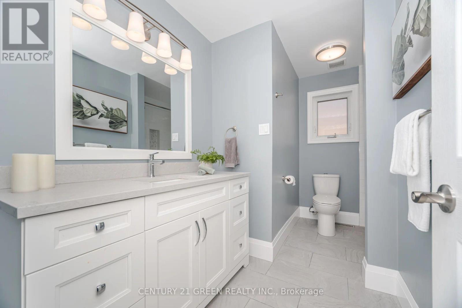 193 ROYAL VALLEY DRIVE - 46
