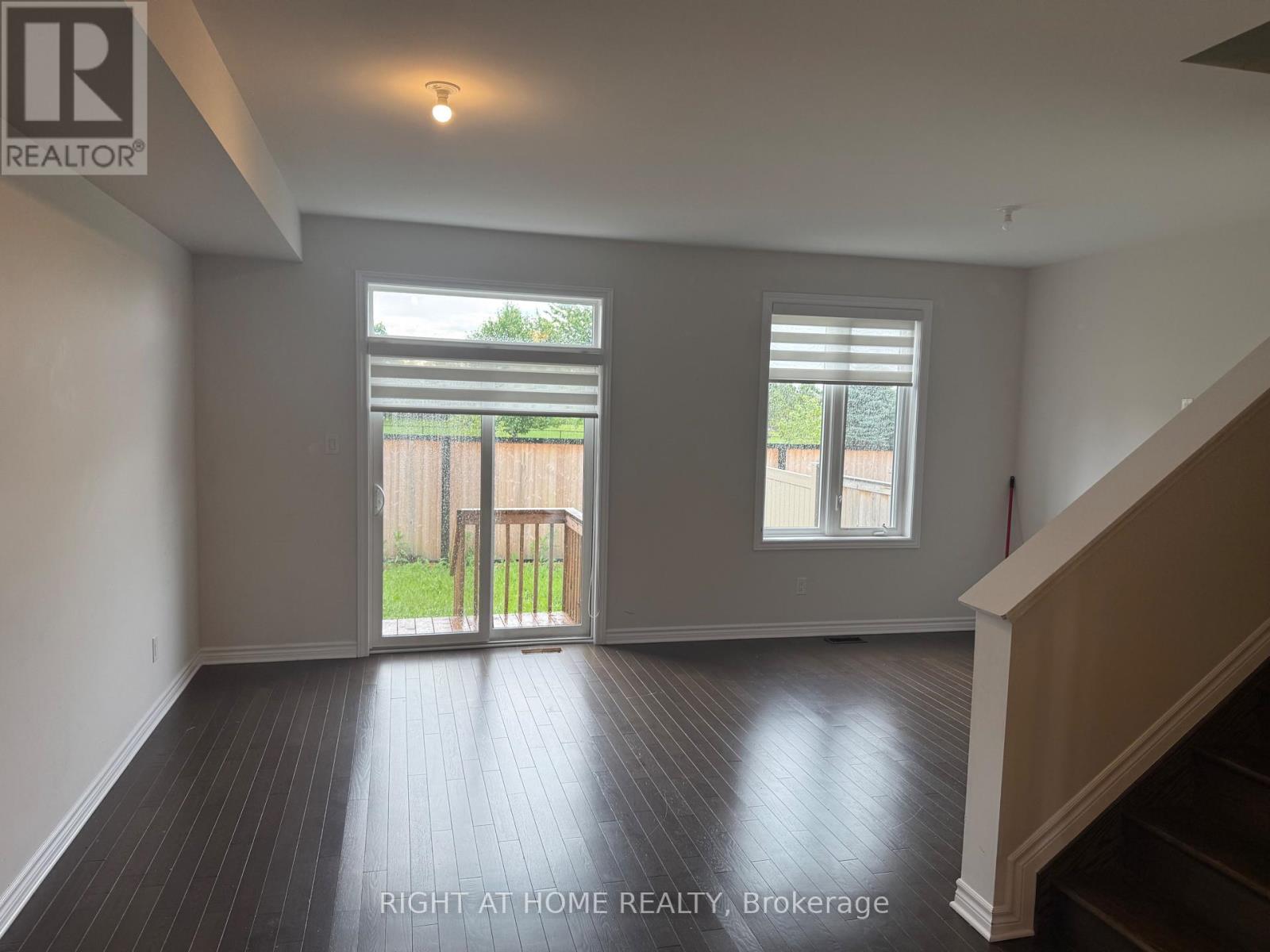 3 Bed, 3 Bath House for Rent in Ottawa – 704 PETANQUE CRESCENT, Ottawa – MLS# X13465486 - Image 17