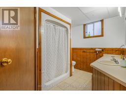 4 Eastwood Drive, Welland, ON L3C6W3 Photo 22