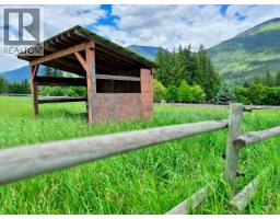 Mckinnon Road Lot# C, Procter, BC V0G1V0 Photo 35
