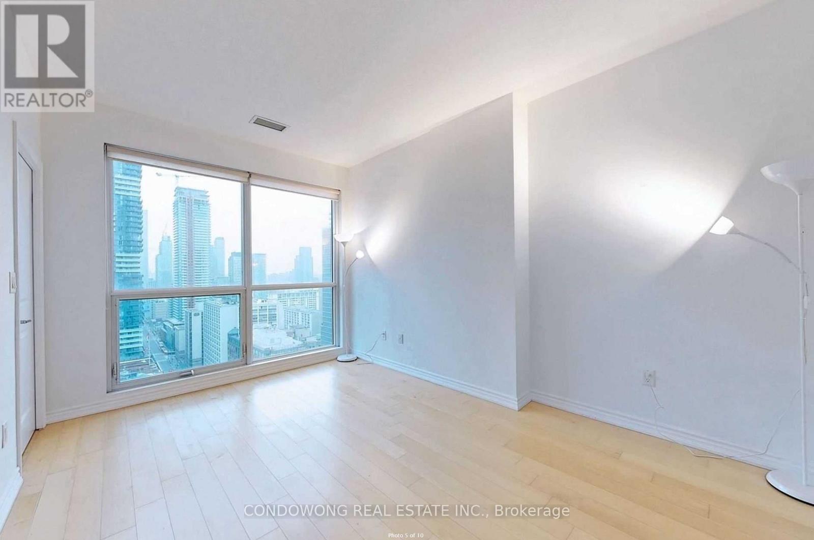 Floor To Ceiling Windows