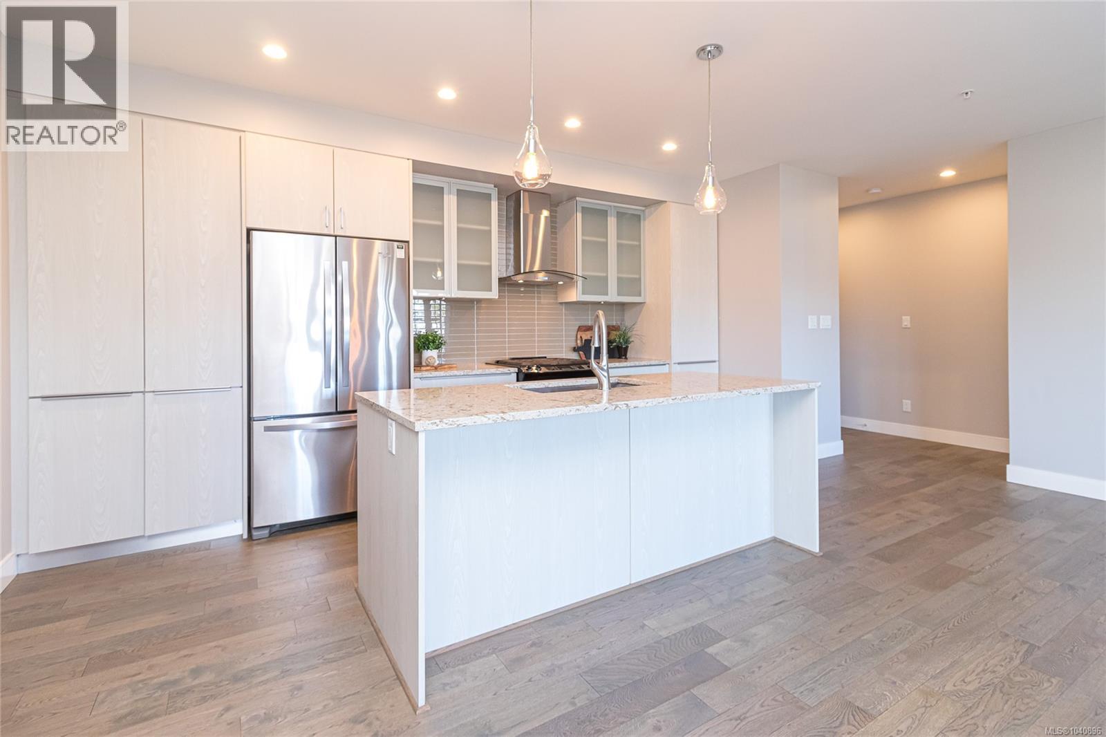 #308 1011 Burdett Ave - 6
