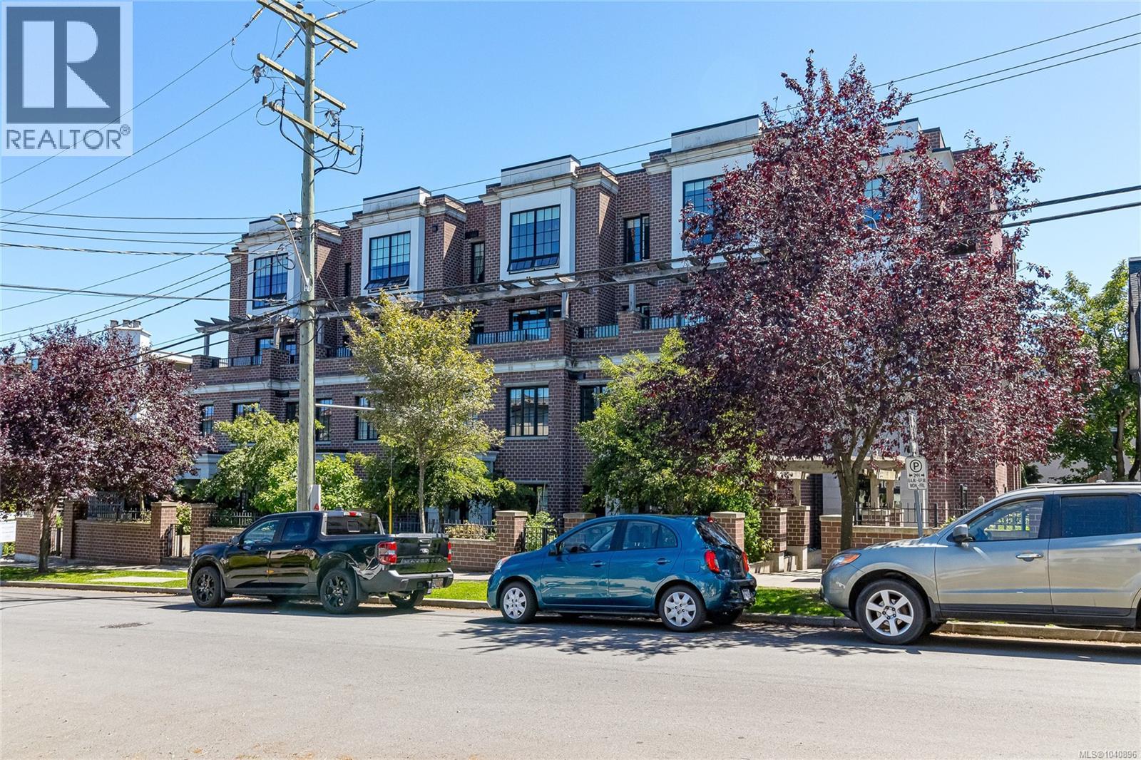 #308 1011 Burdett Ave - 3