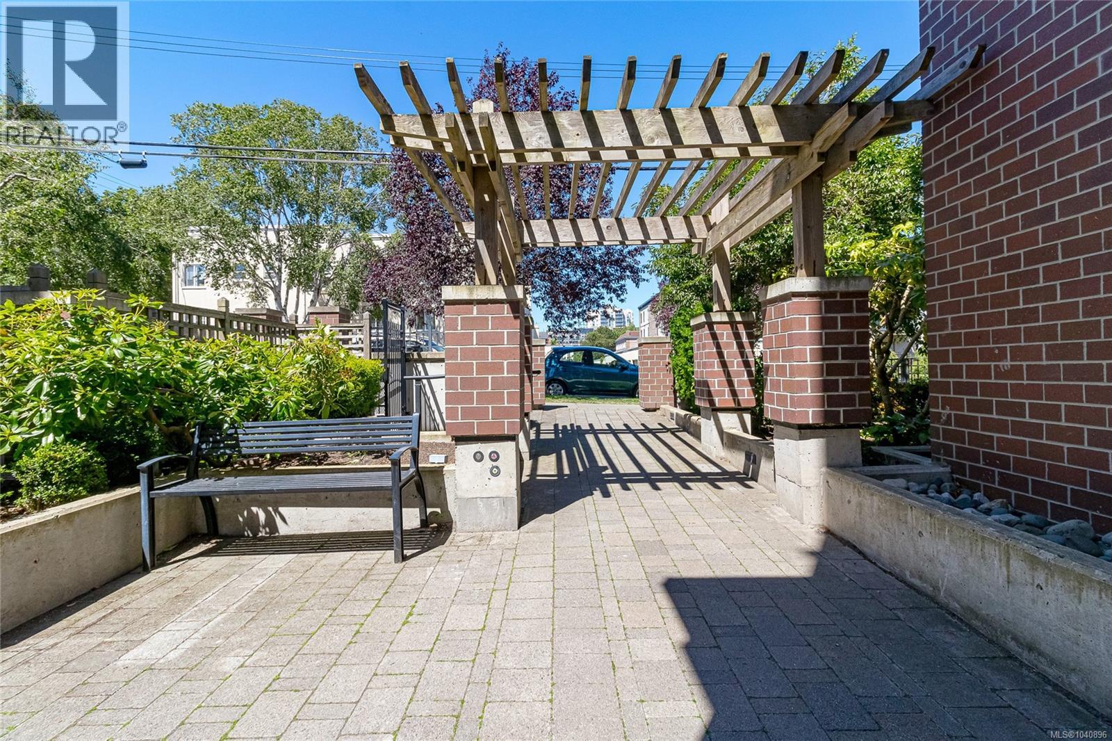 #308 1011 Burdett Ave - 26