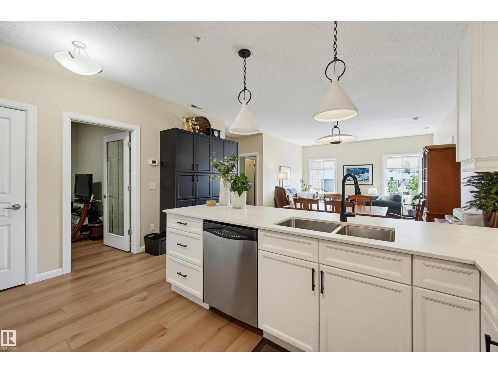 #328 160 MAGRATH RD NW — photo 6