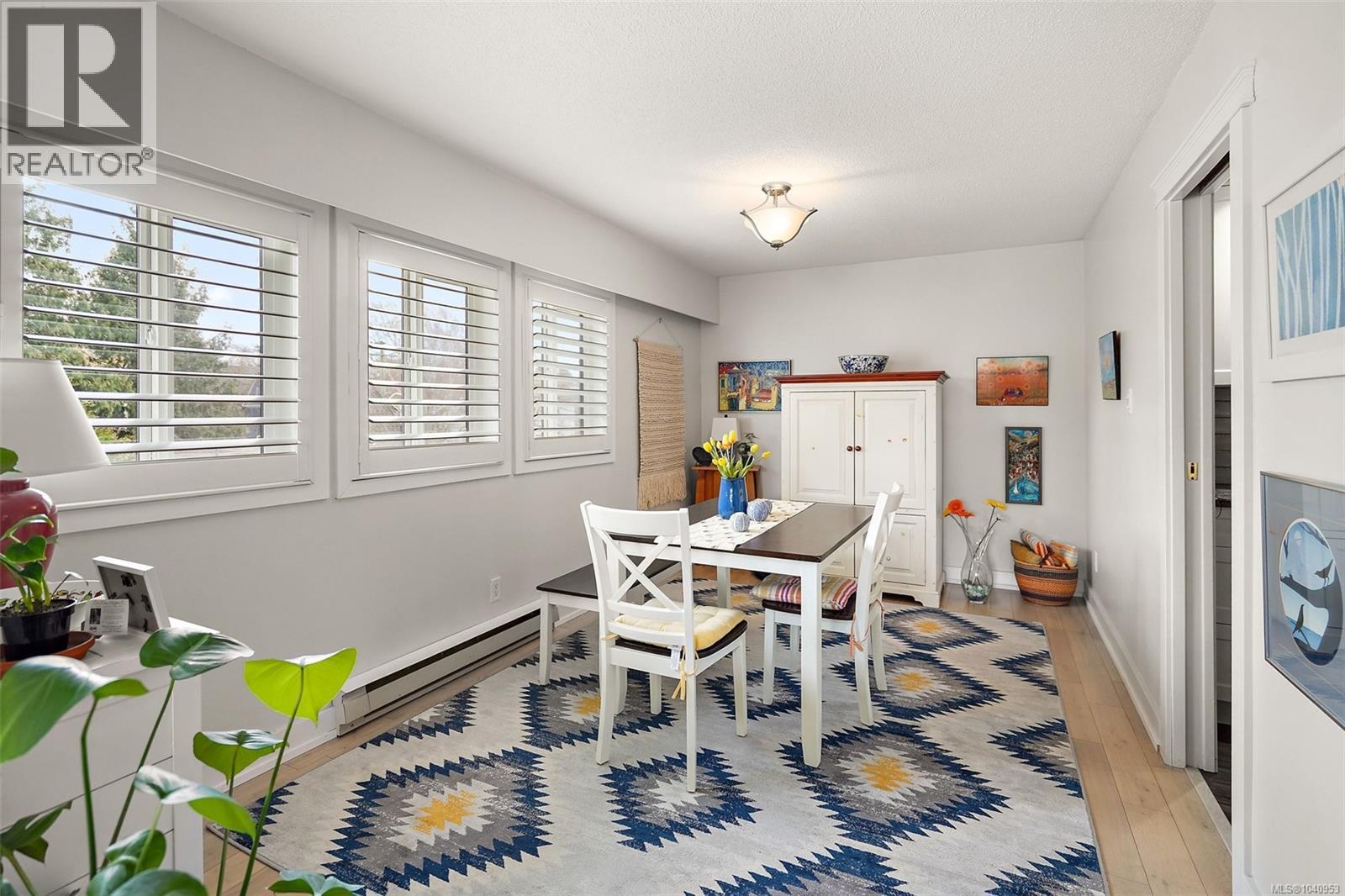 #204 1252 Pandora Ave - 3