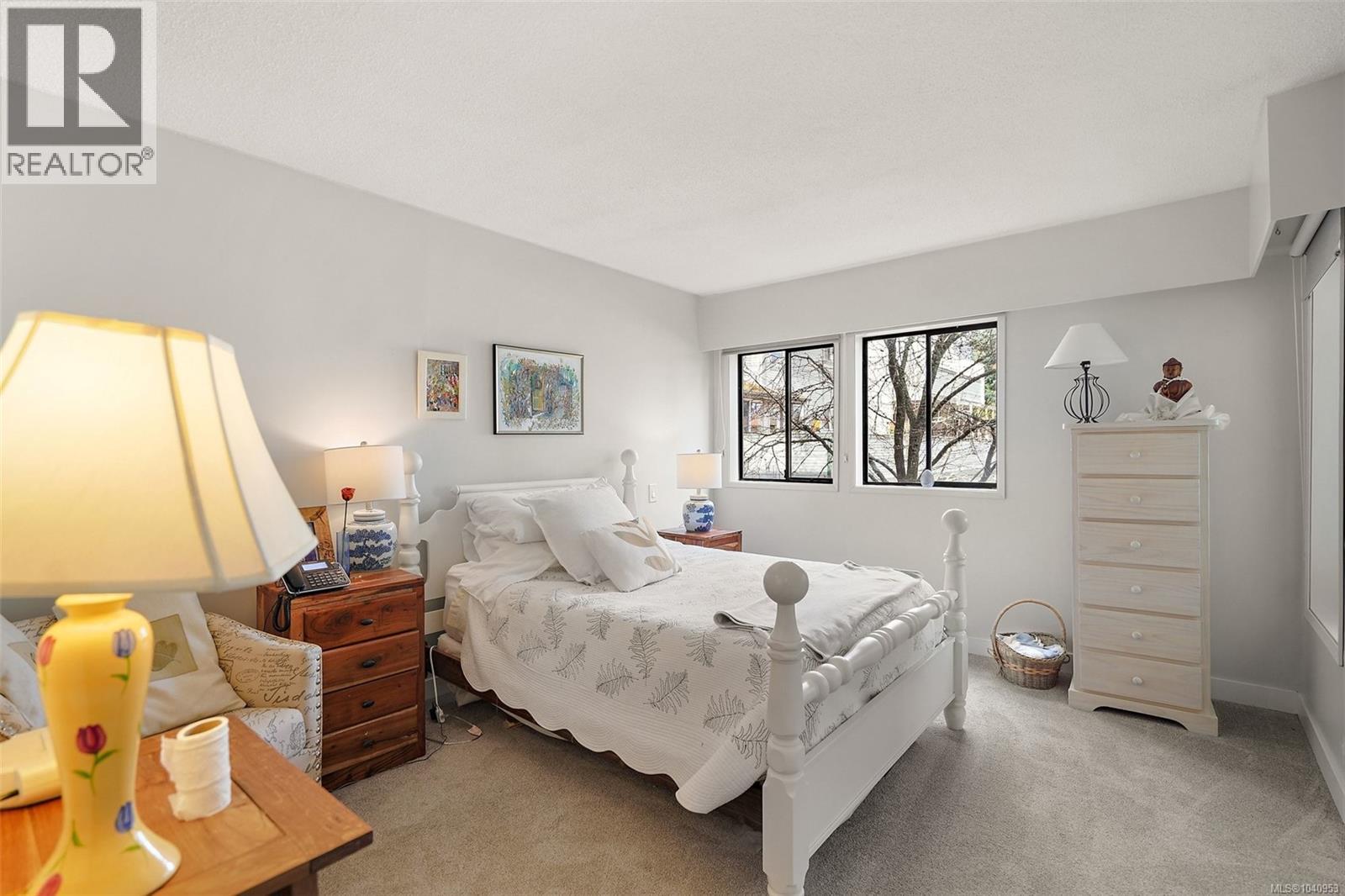 #204 1252 Pandora Ave - 6