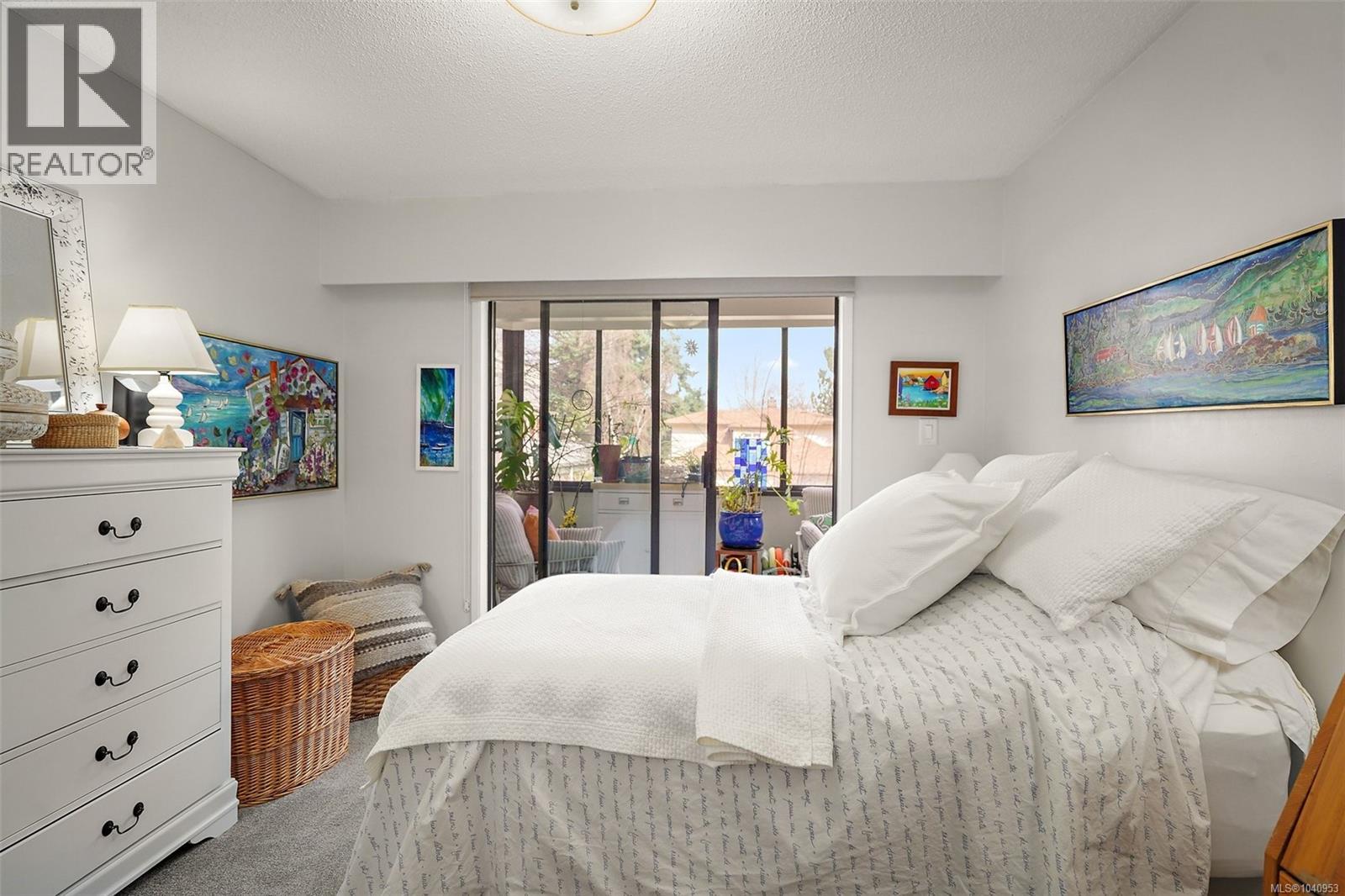 #204 1252 Pandora Ave - 7