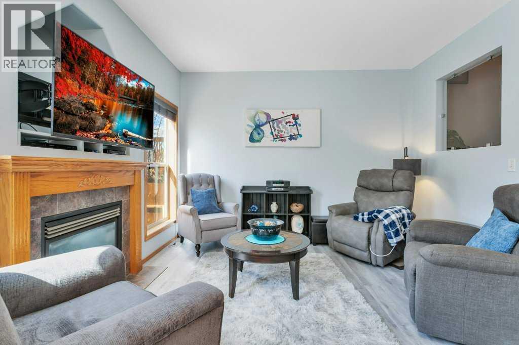 345 Addington Drive — photo 15
