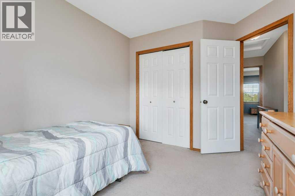 345 Addington Drive — photo 28