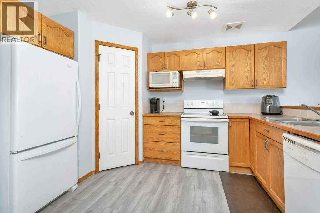 345 Addington Drive — photo 7