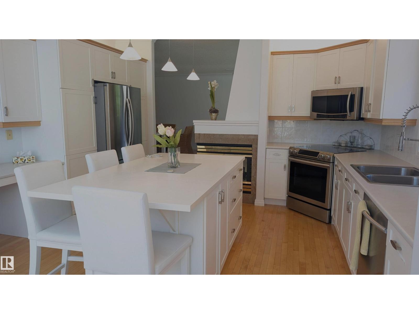 8 BUTTERWORTH PT NW - 21