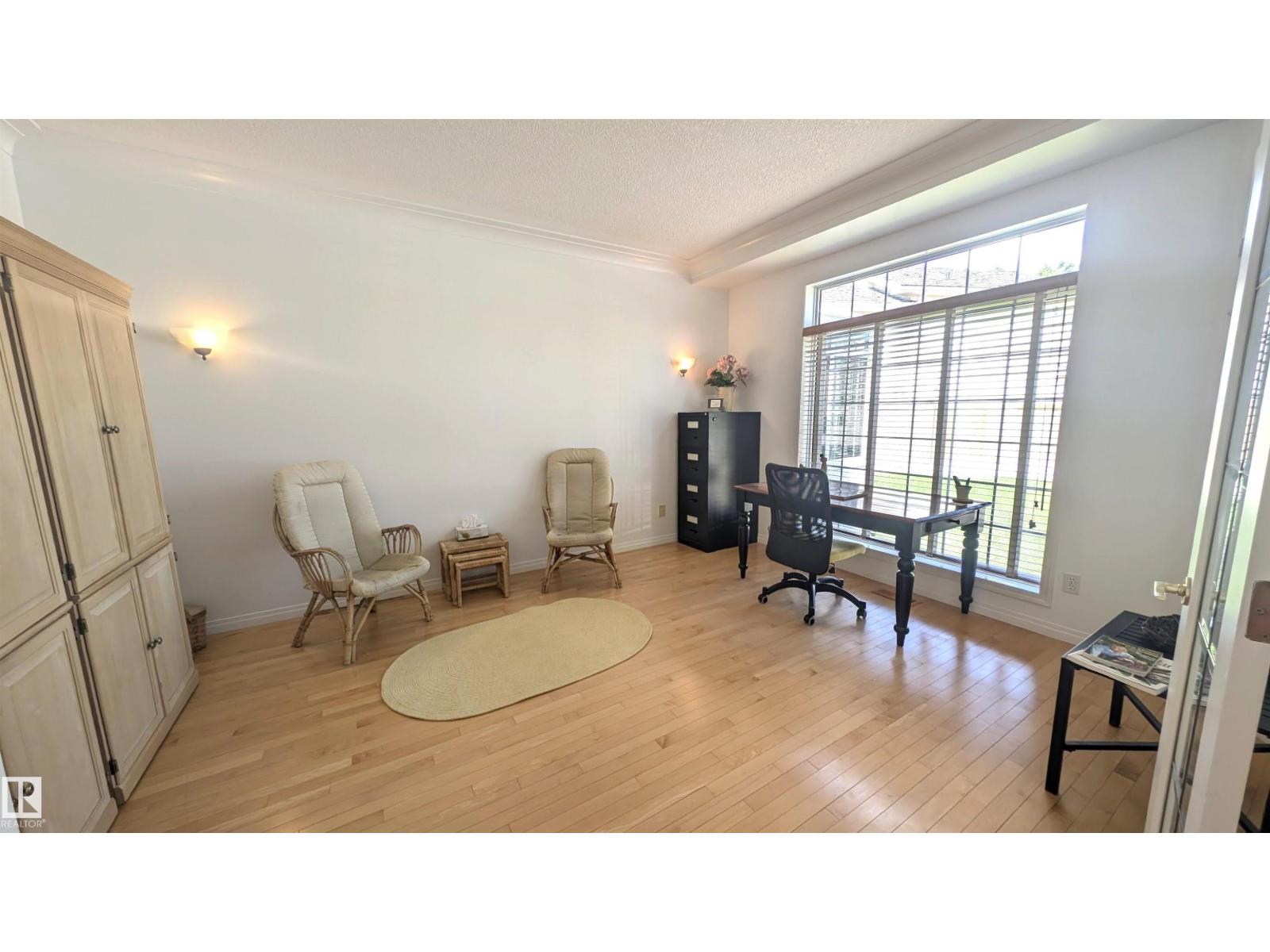 8 BUTTERWORTH PT NW - 6