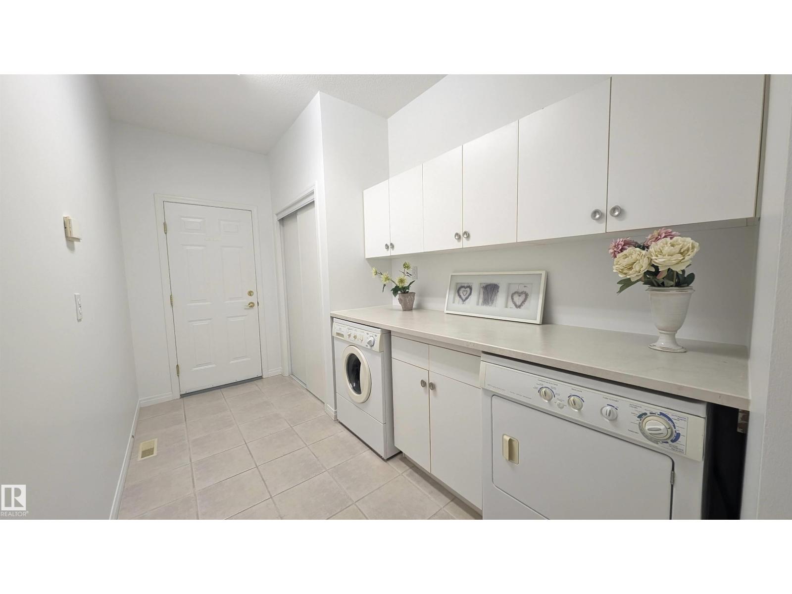 8 BUTTERWORTH PT NW - 10