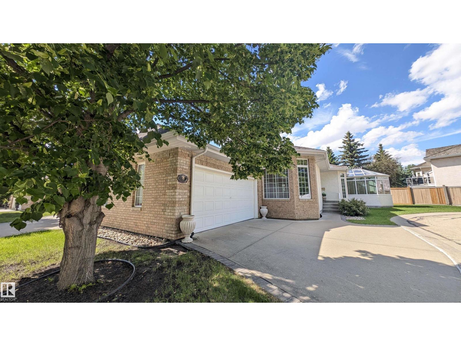 8 BUTTERWORTH PT NW - 32