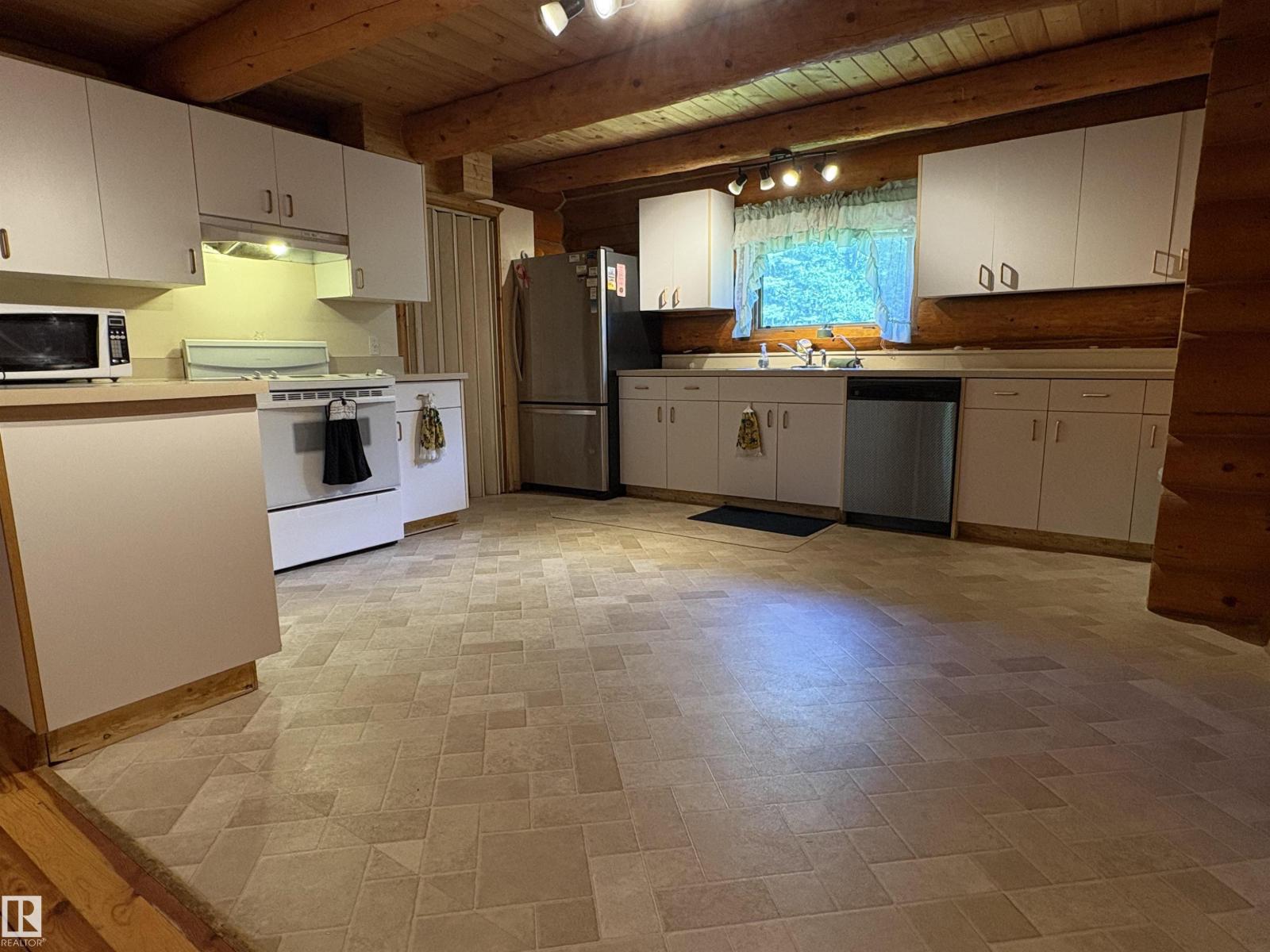 110 50434 Rge Rd 232 - 15
