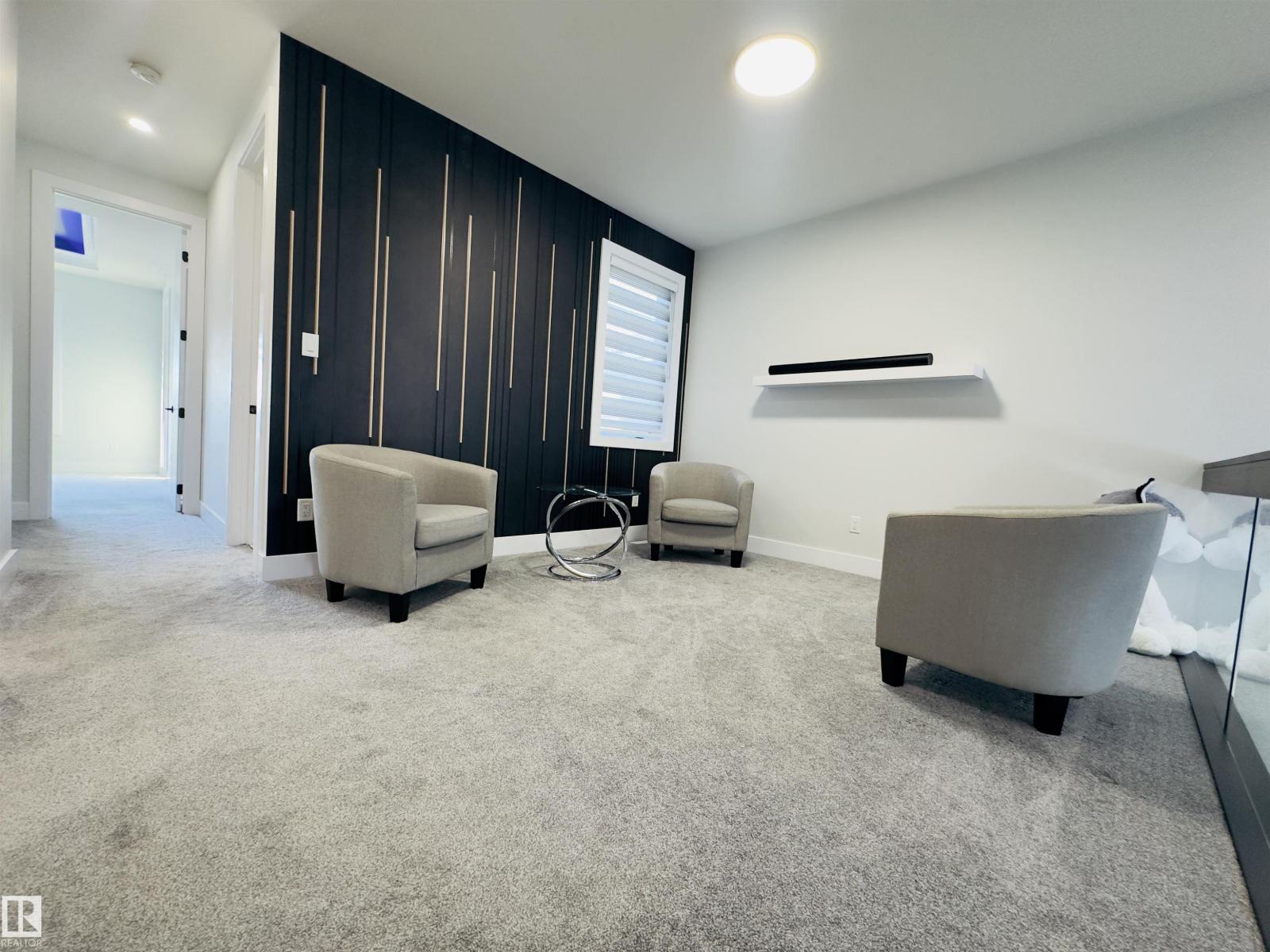 17315 68 ST NW - 43