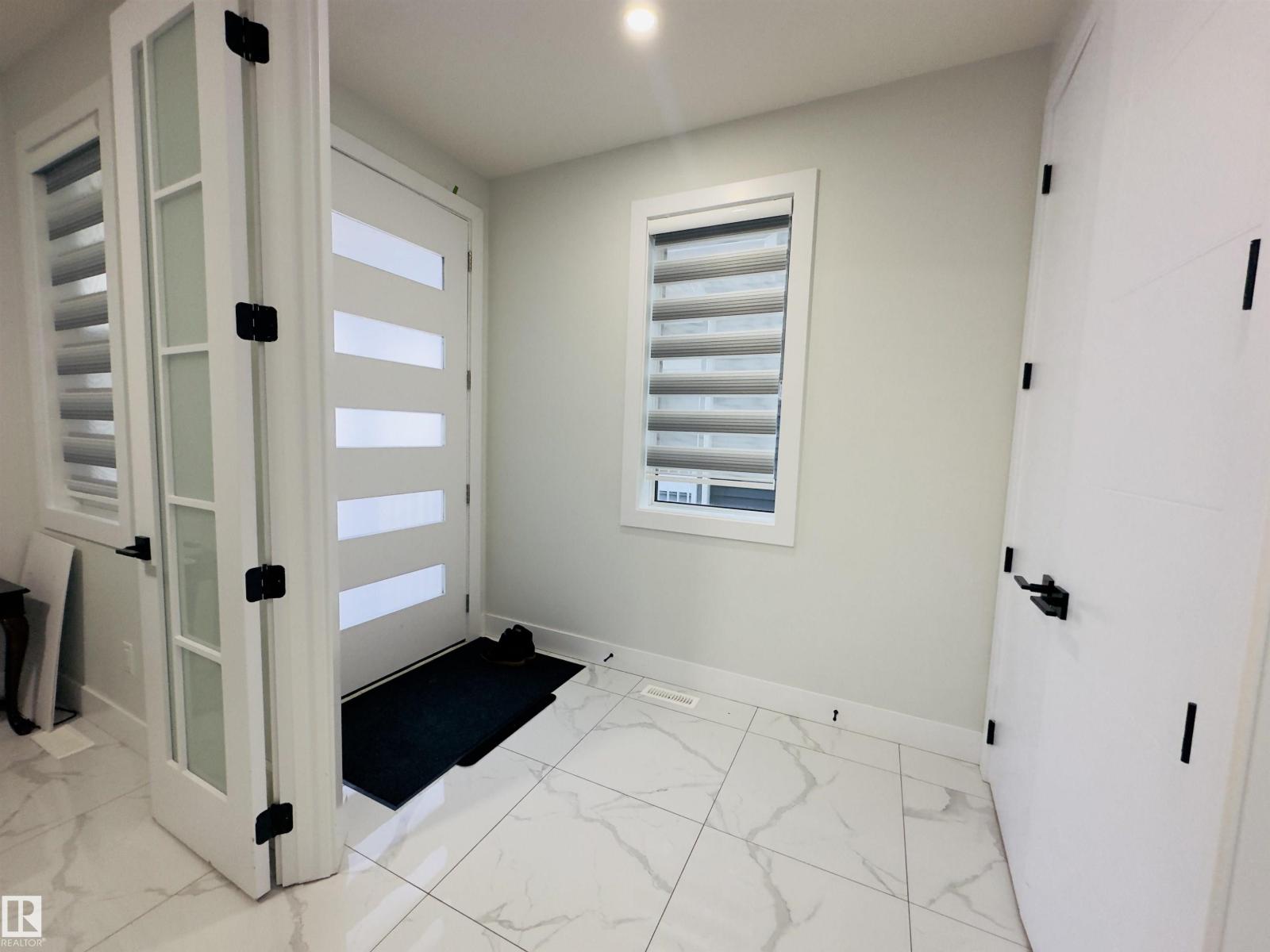 17315 68 ST NW - 37