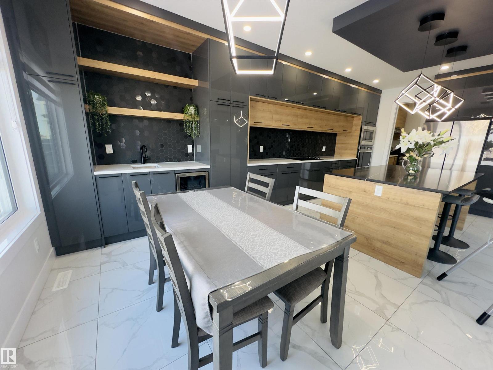17315 68 ST NW - 26