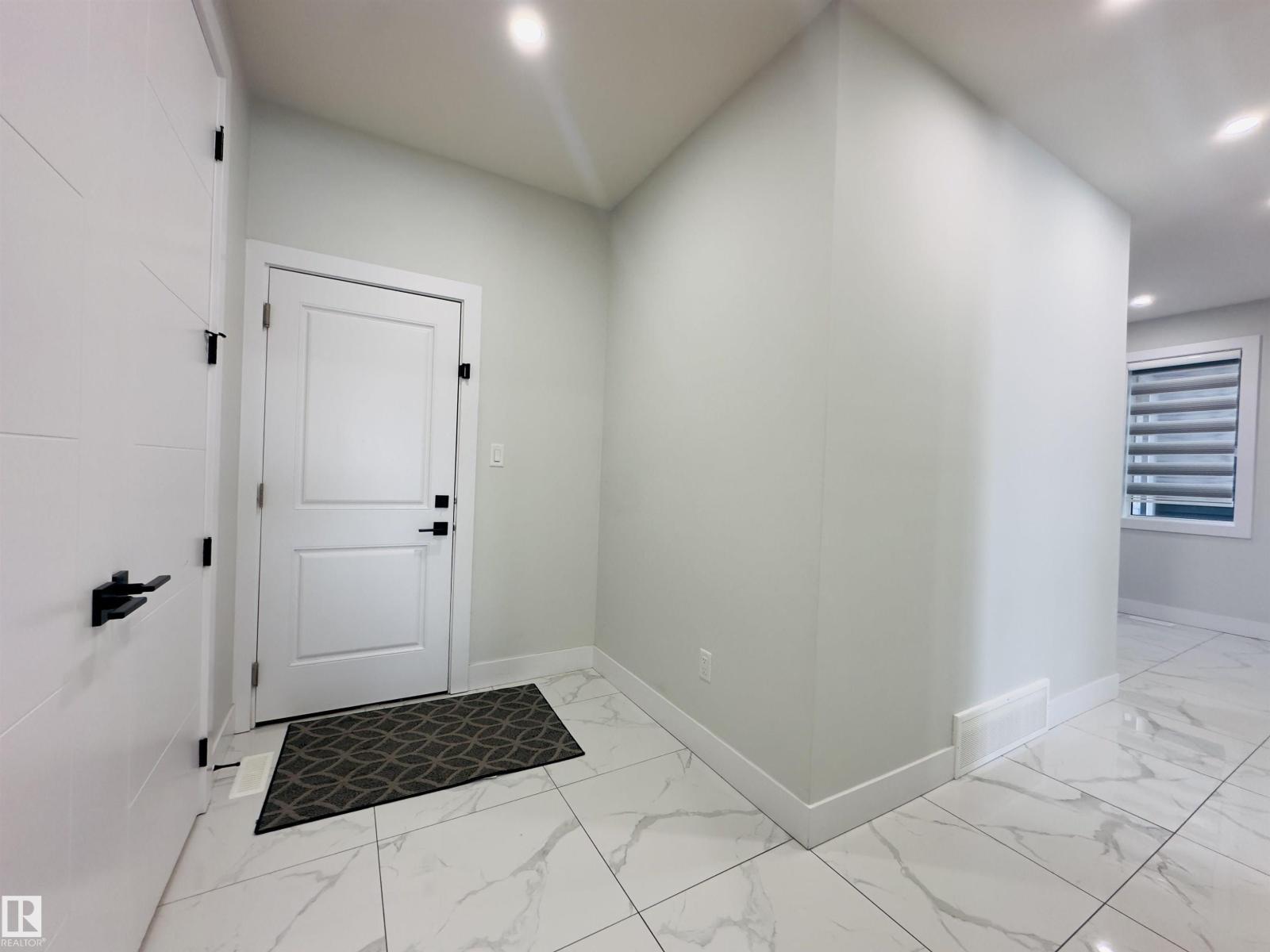 17315 68 ST NW - 40