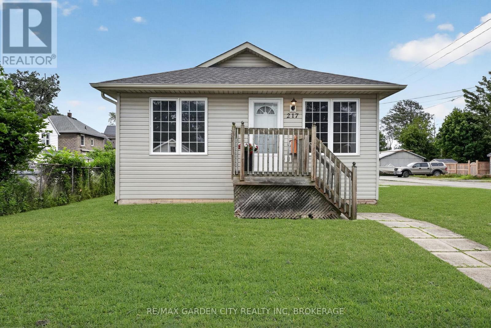 217 PINE STREET - 1