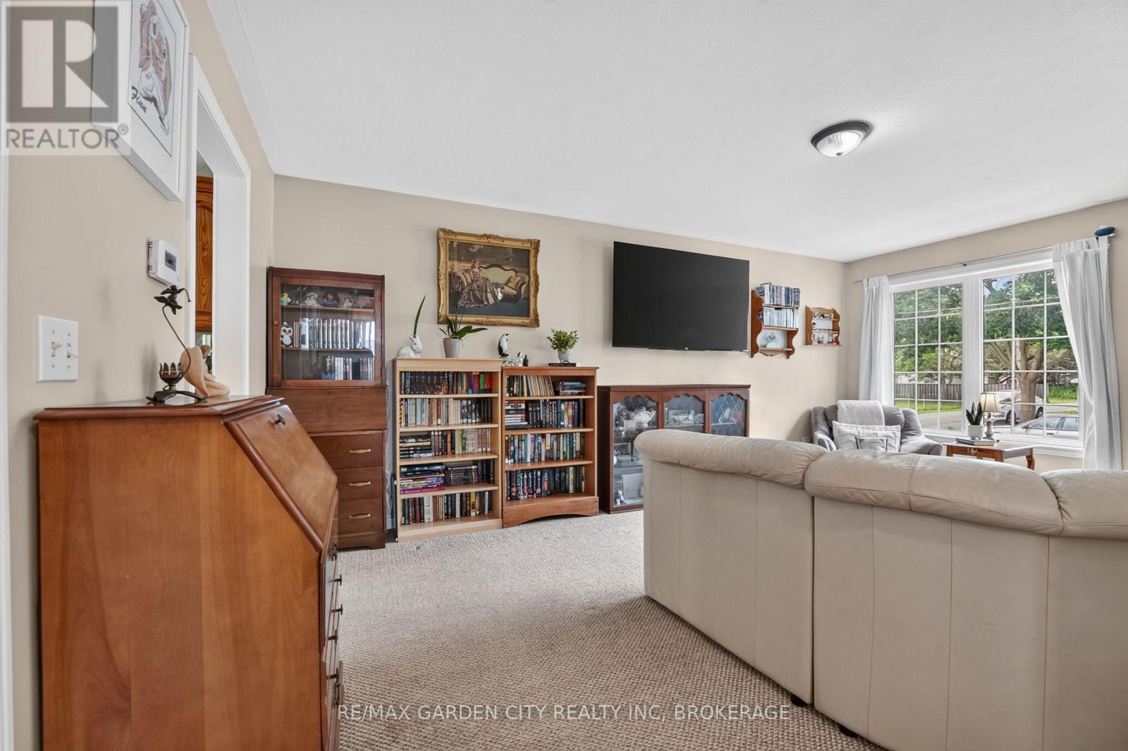 217 PINE STREET - 11
