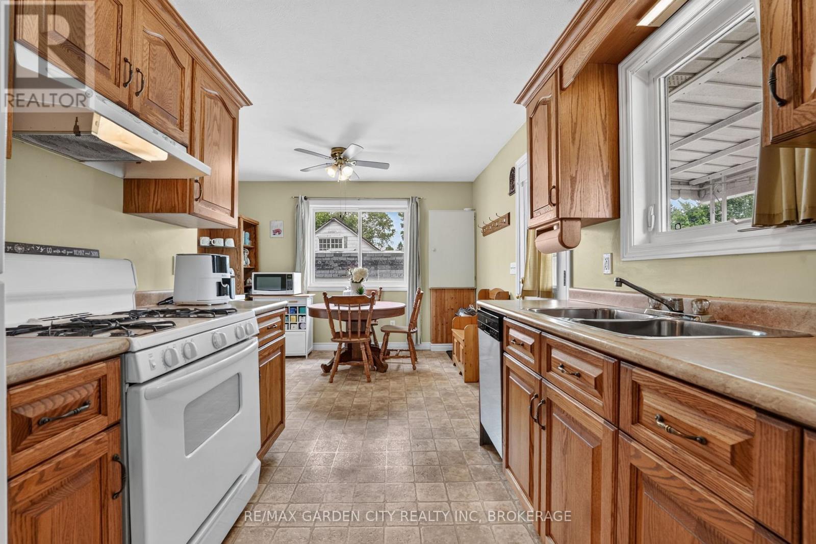 217 PINE STREET - 20