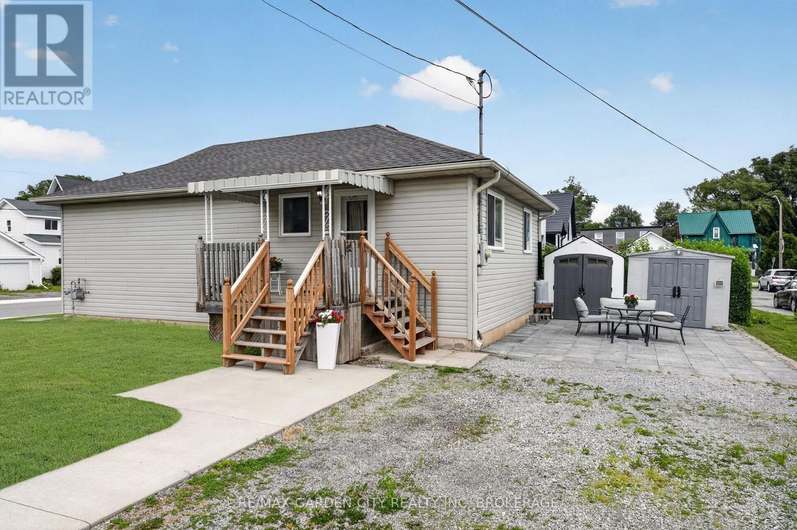 217 PINE STREET - 35