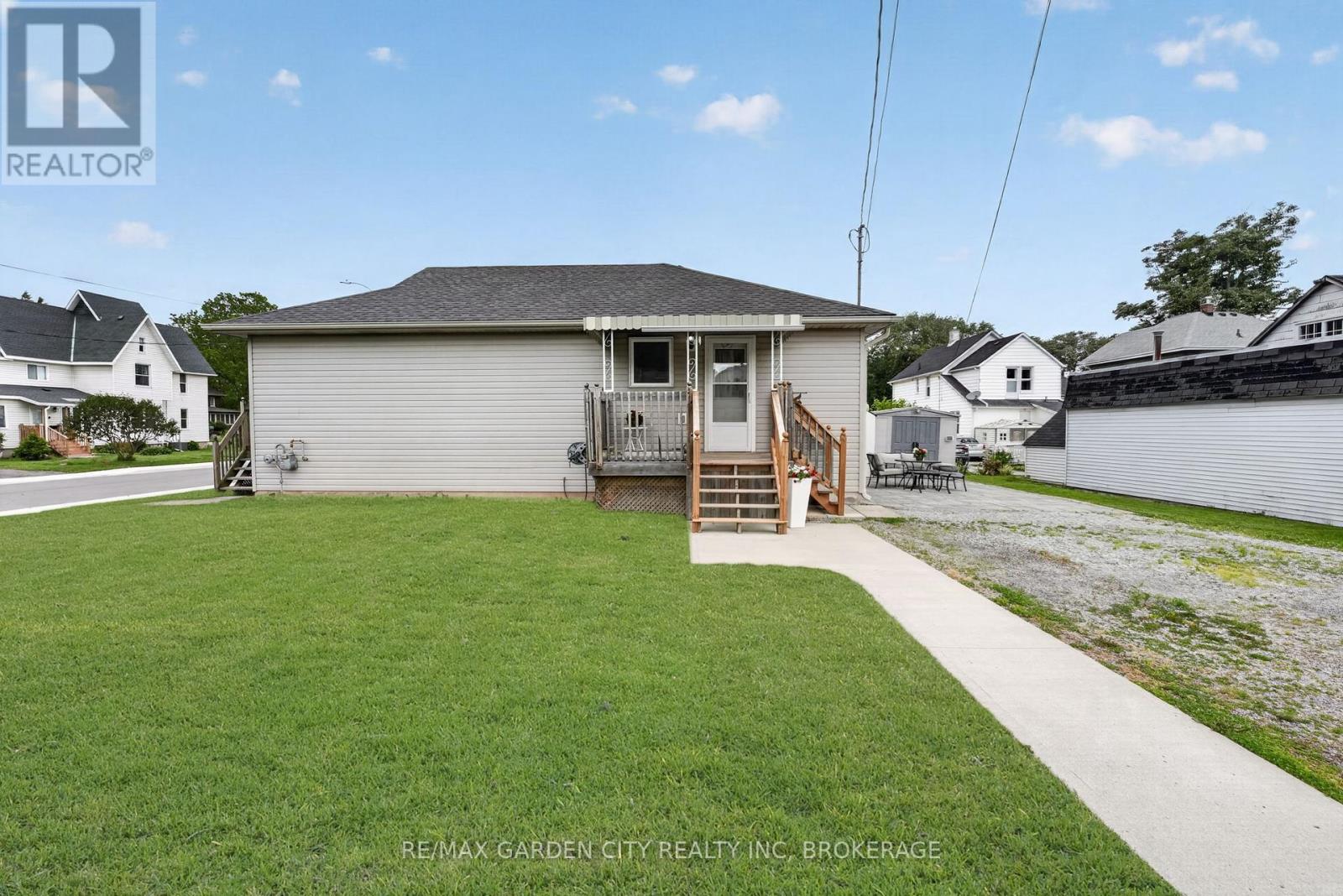 217 PINE STREET - 36