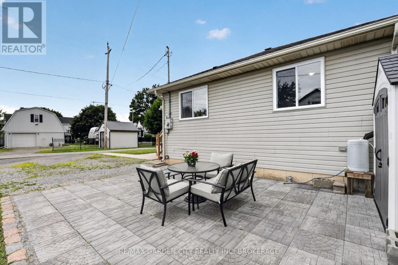 217 PINE STREET - 40