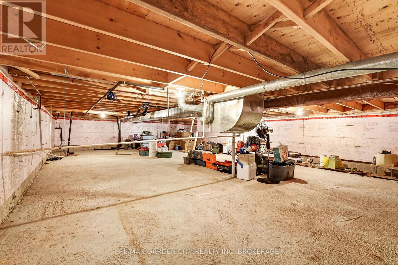 217 PINE STREET - 43