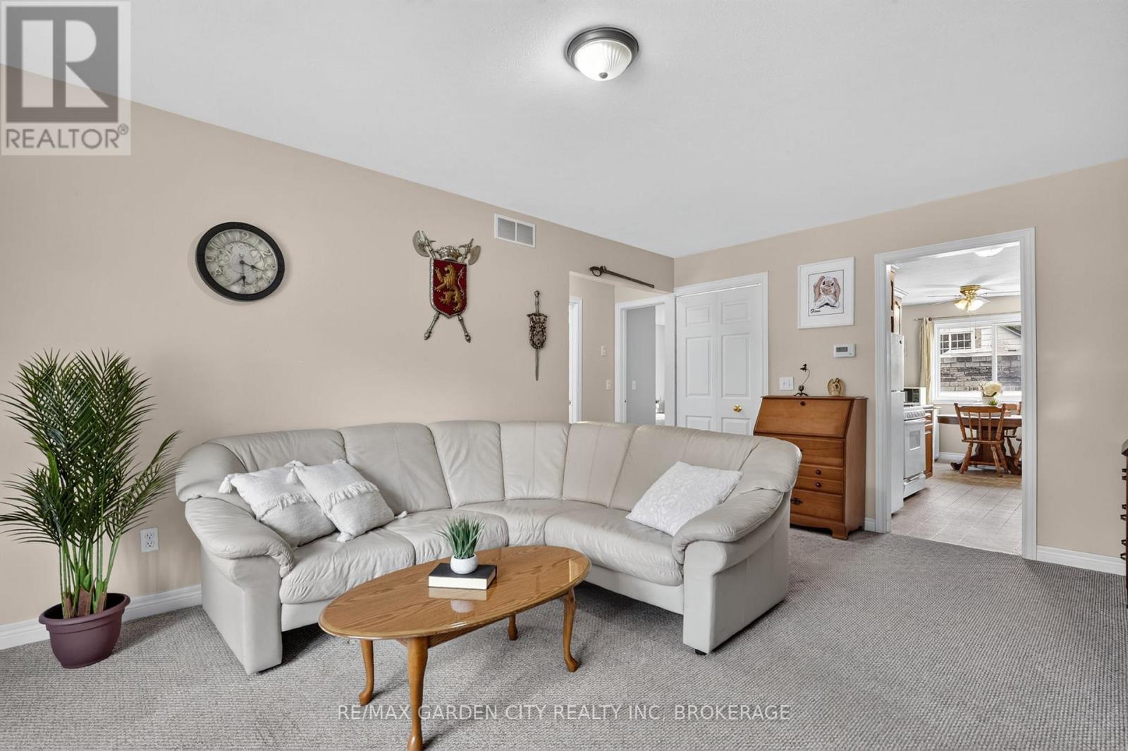 217 PINE STREET - 7