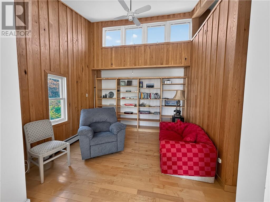 111 McNevin Street - 23
