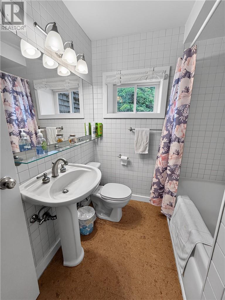 111 McNevin Street - 32