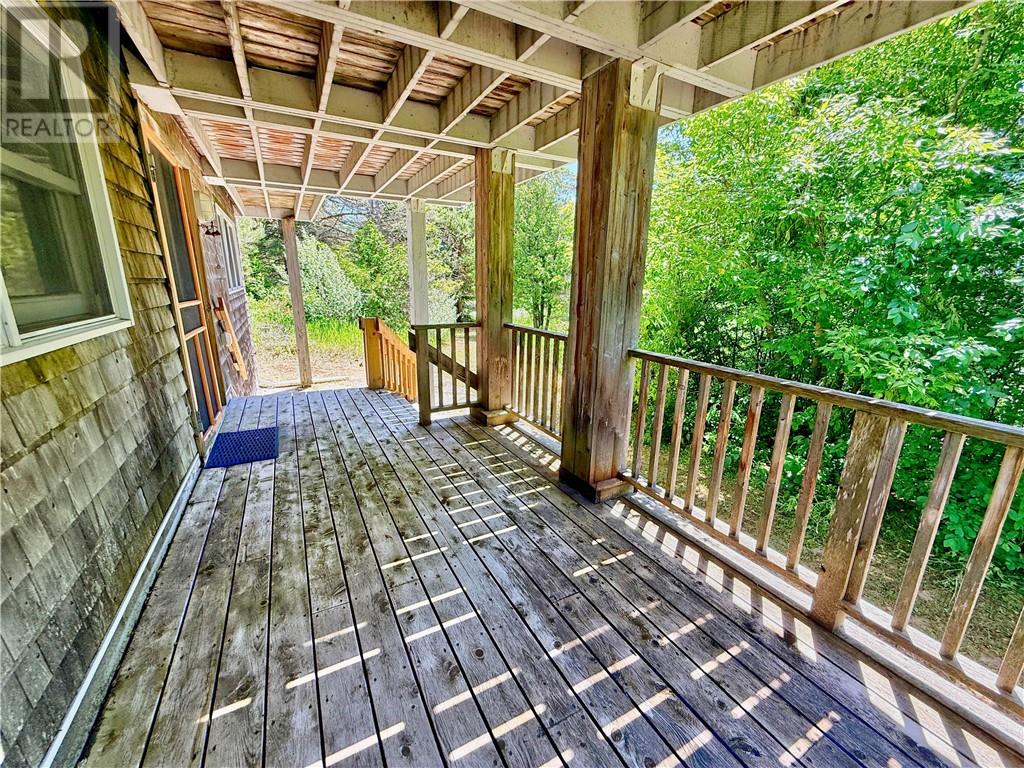111 McNevin Street - 36