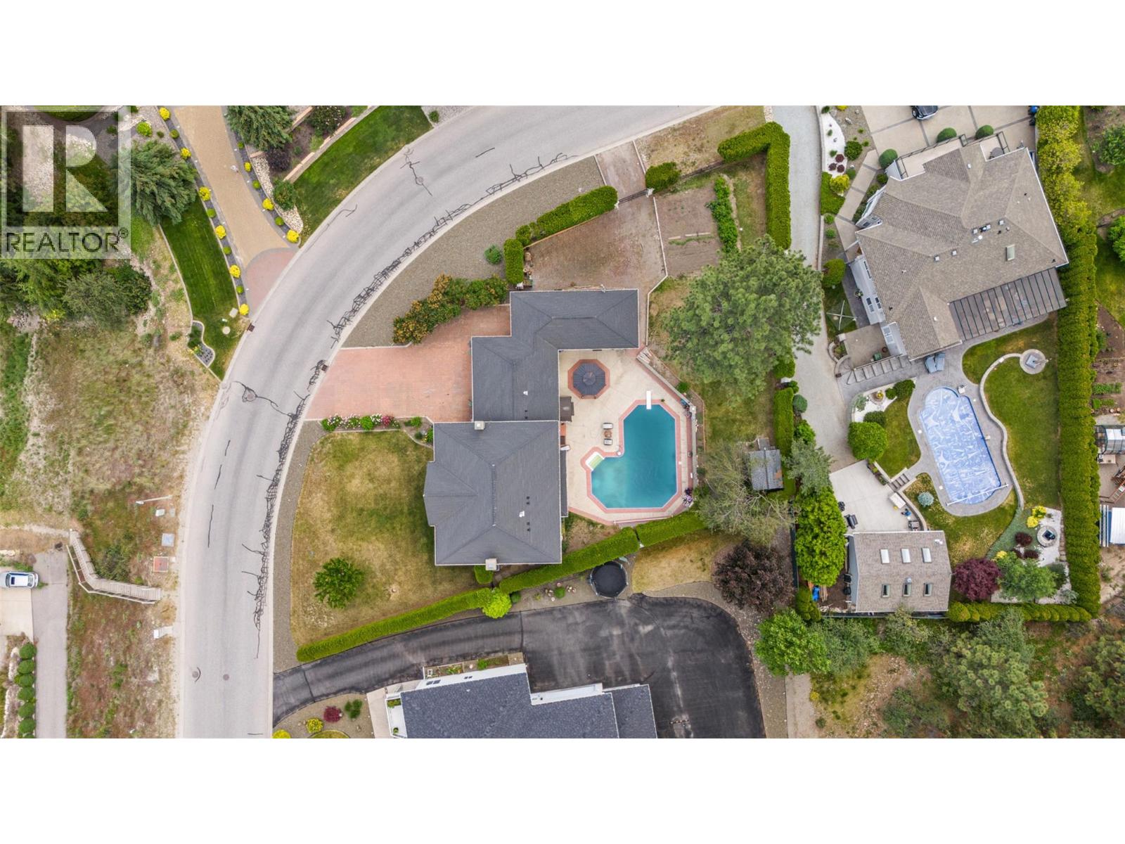 3016 Lakeview Cove Road - 3
