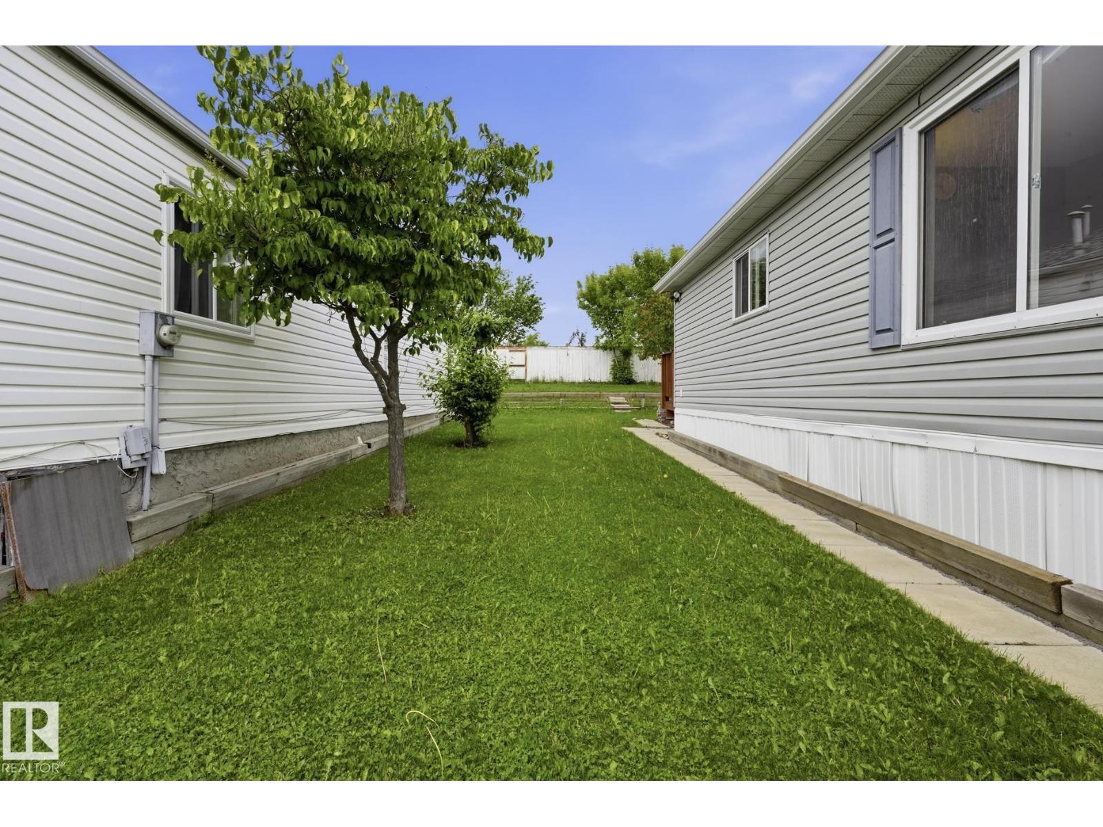 120 SPRINGFIELD CR — photo 34