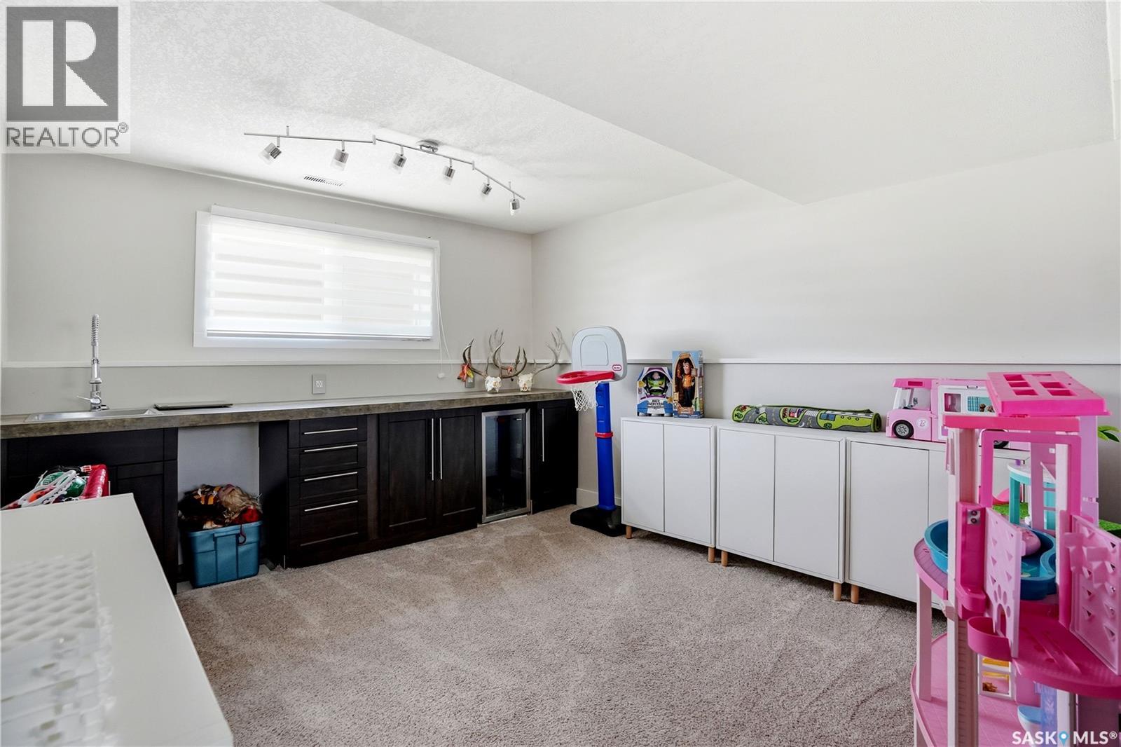 1388 Prince CRESCENT — photo 31