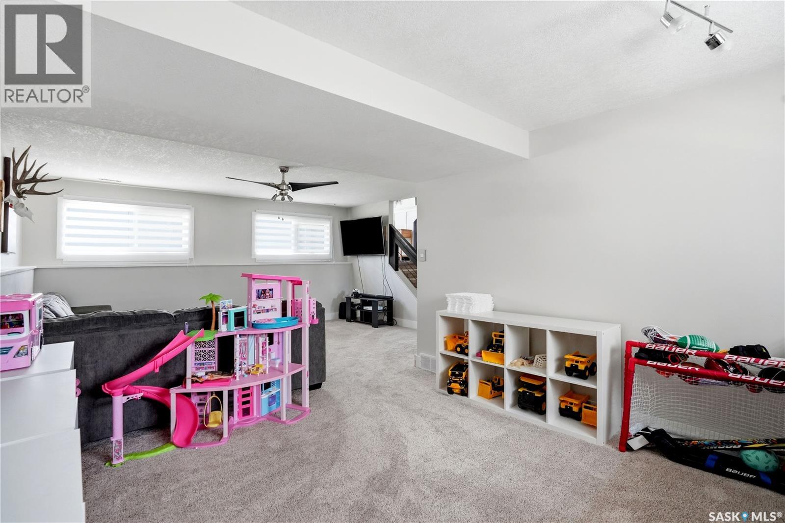 1388 Prince CRESCENT — photo 33