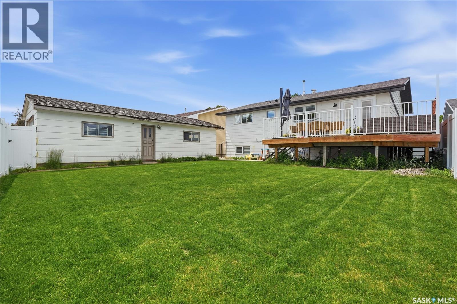 1388 Prince CRESCENT — photo 46