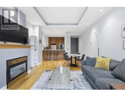 802 - 8 Wellesley Street E, Toronto, ON M4Y3B2 Photo 13