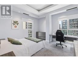 802 - 8 Wellesley Street E, Toronto, ON M4Y3B2 Photo 17