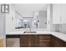 802 - 8 Wellesley Street E, Toronto, ON M4Y3B2 Photo 8