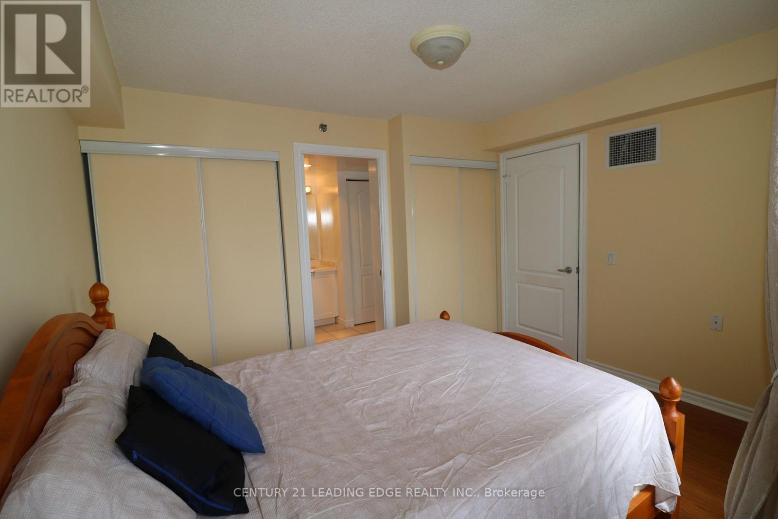 #305 4640 KIMBERMOUNT AVENUE - 14
