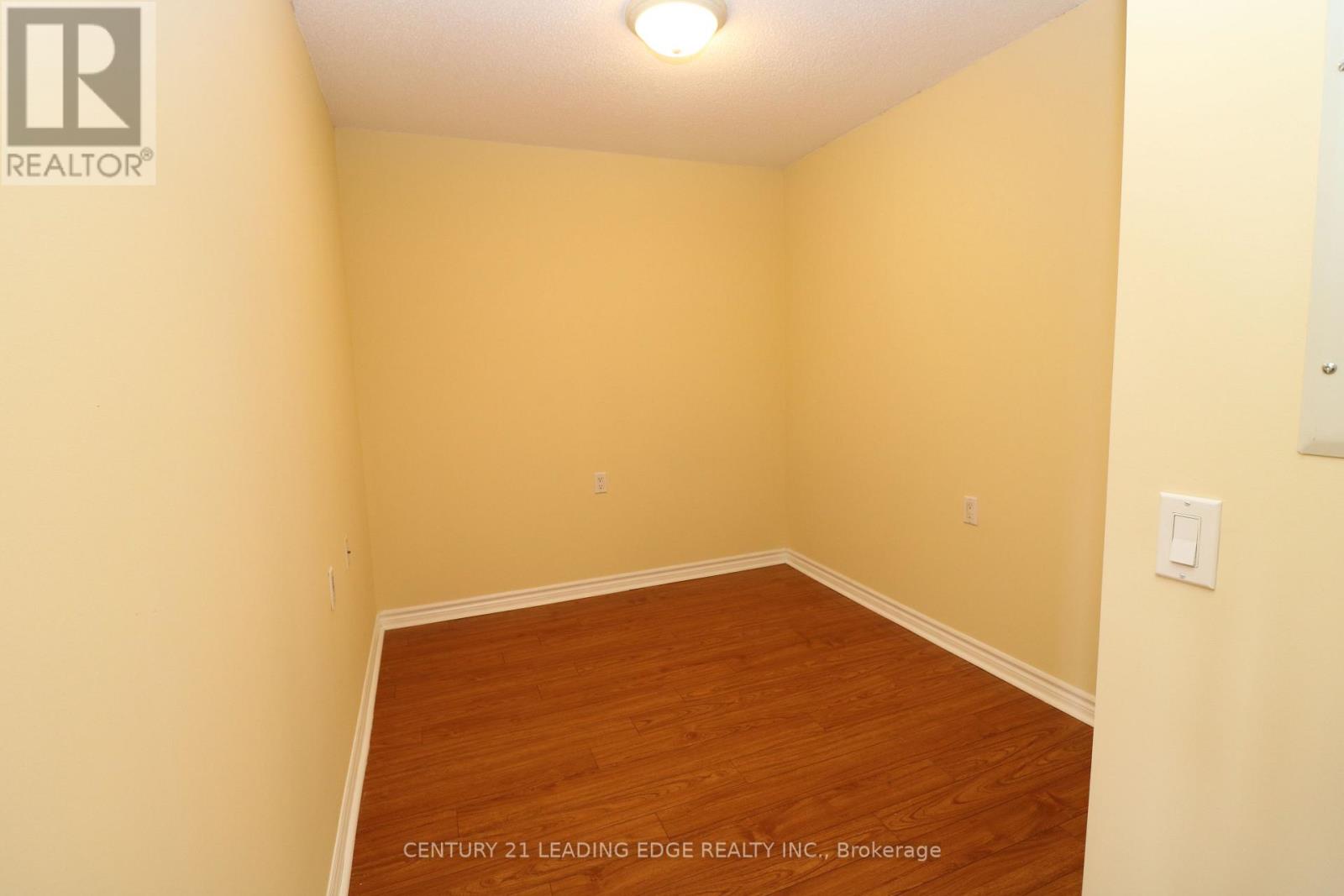 #305 4640 KIMBERMOUNT AVENUE - 7